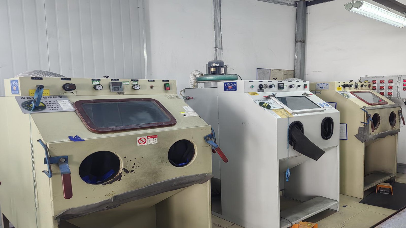 Polishing workshop for medical grade implant surface finishing