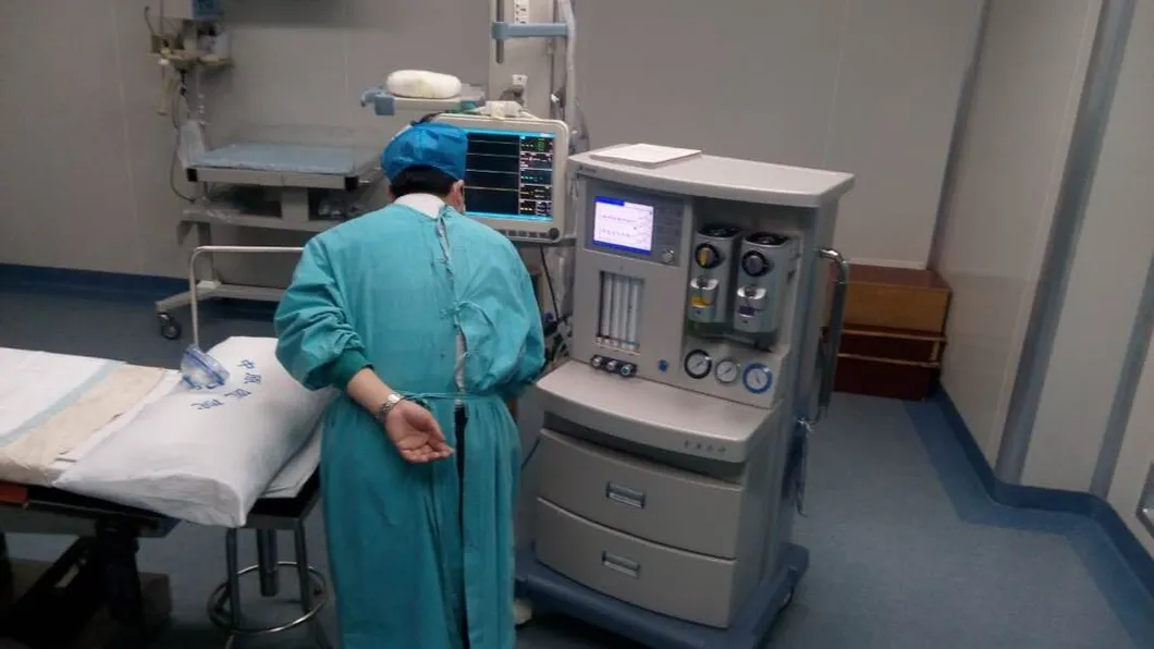 Anesthesia Machine Detail 2