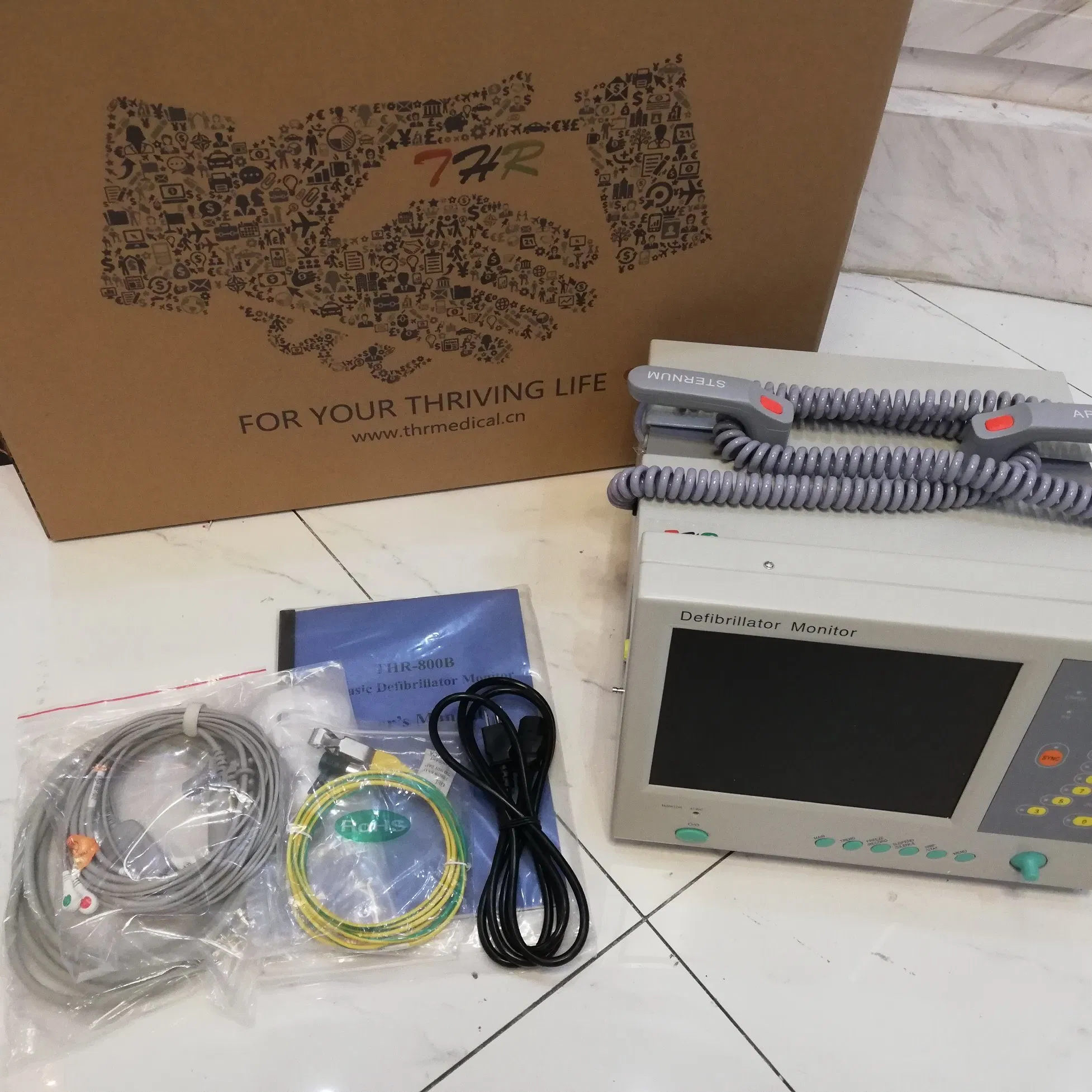 Hospital Automatic Portable Cardiac Defibrillator Machine (THR-MD-800B)