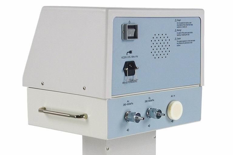 Ventilator of ICU &amp; Emergency Factory Supply Respirator Breathing Machine with High Flow Therapy