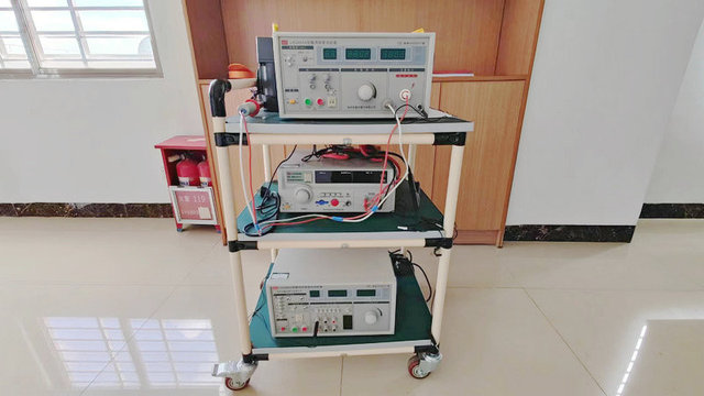 QMS Medical main manufacturing production floor in Hangzhou