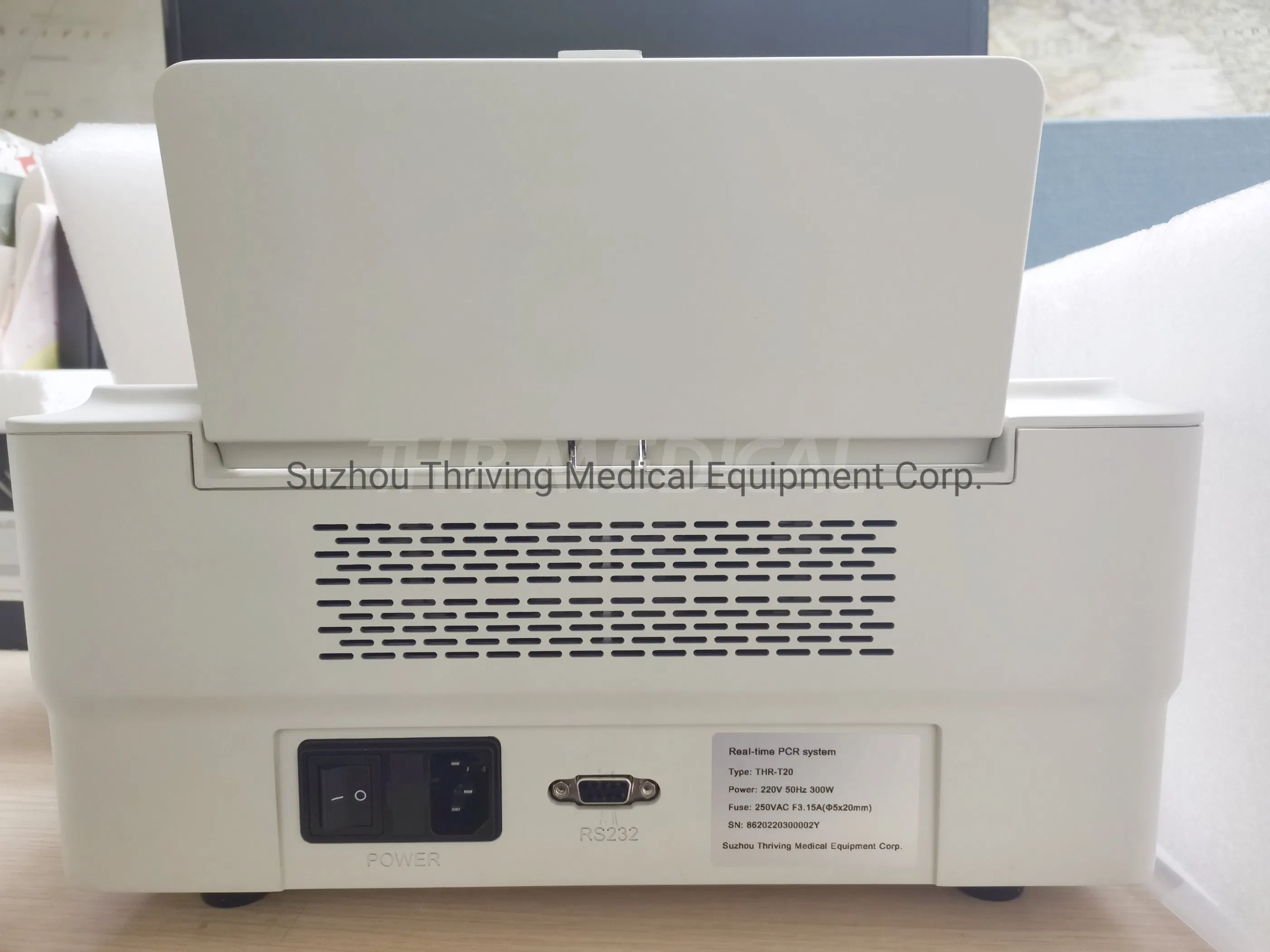 Clinical Analytical Instrument Portable Real-Time PCR System with Factory Price (THR-eQmini)