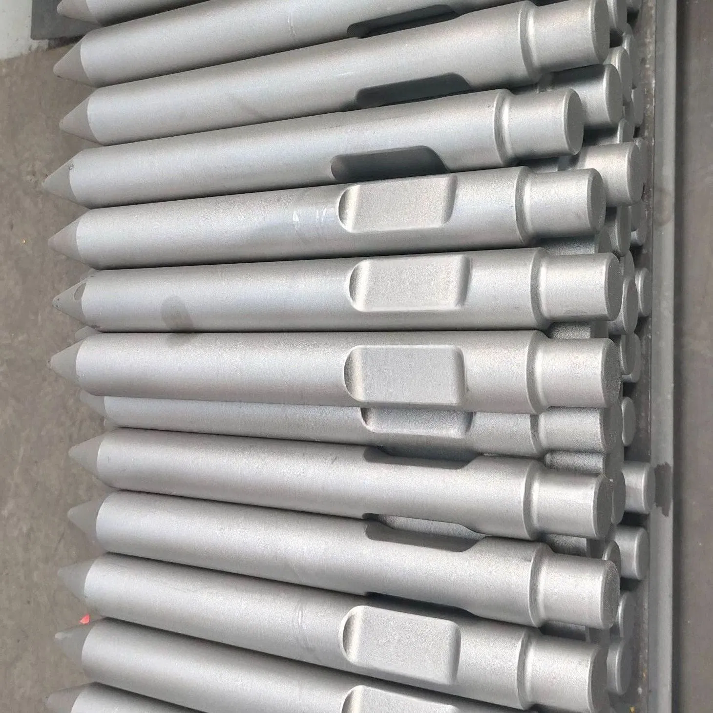 Customized Rod Moil Point for 2-55 Ton Excavators 40cr 42CrMo