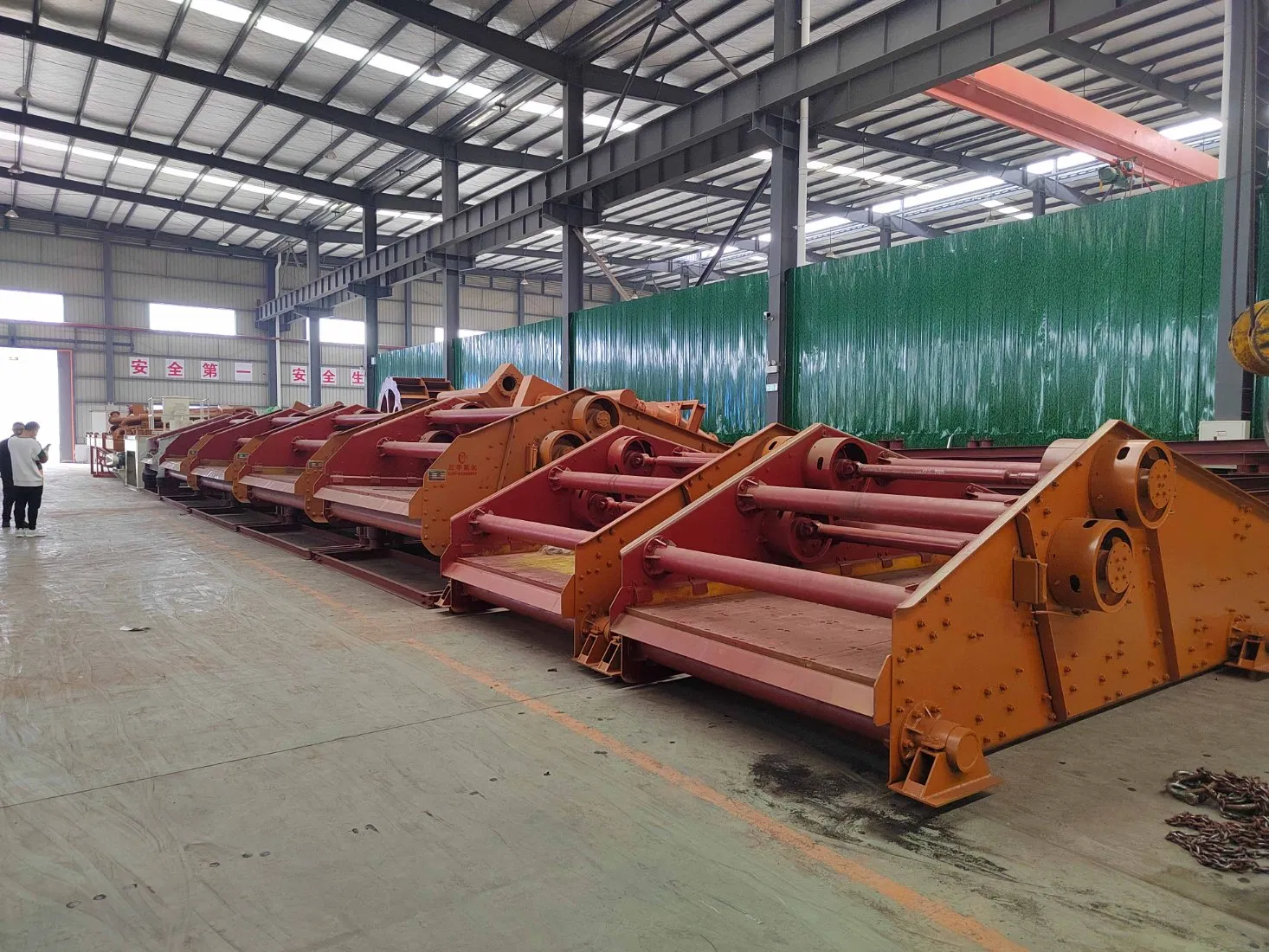 China Suppliers Tyxc Linear Vibrating Screen for Sale with Advanced Screening Technology and Corrosion Resistant Material for Environmental Projects
