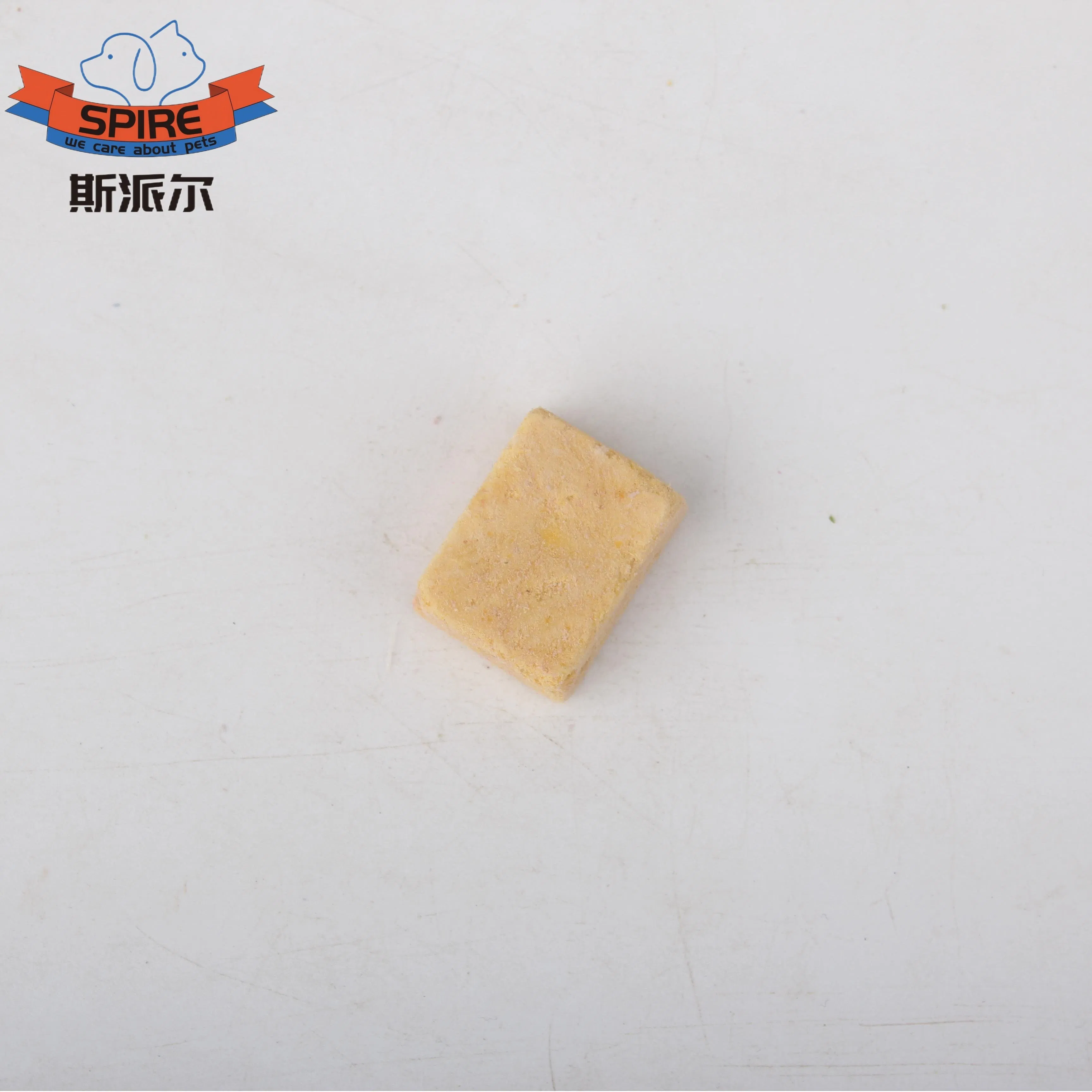 Organic Nutrition Dog Cat Pet Food Snack Fruit Vegetable Mixed Freeze-Dried Cube for Pets Cat Treats Cat Snacks