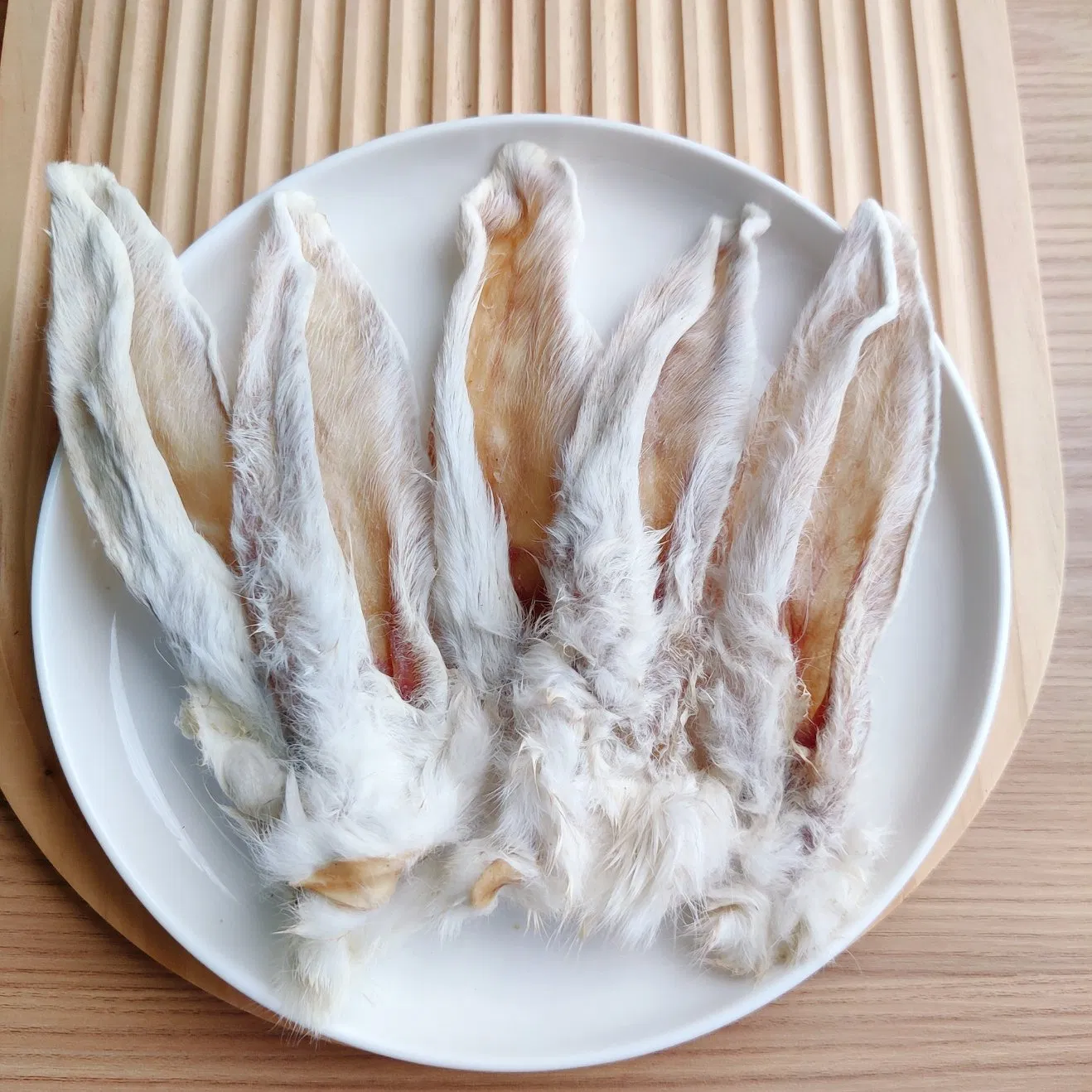 Additive Free Low Fat Natural Dry Rabbit Ears Dog Snacks Pet Food