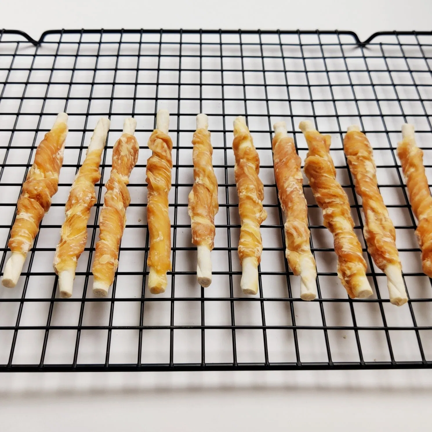 Dry Chicken Wrapped 5' Rawhide Rolls Dog Chews Treats Pet Food