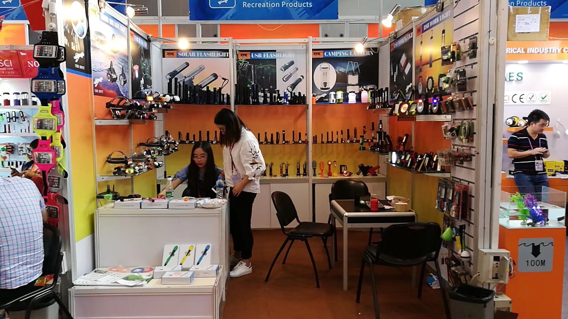 Mengting outdoor lighting at Hong Kong Electronics Fair April 2018