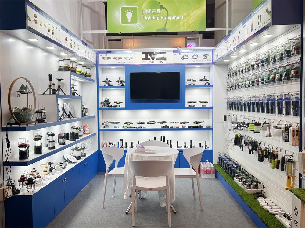 Camping lights product showcase Canton Fair 2023