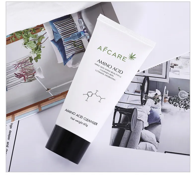 Cleanser Detail 2