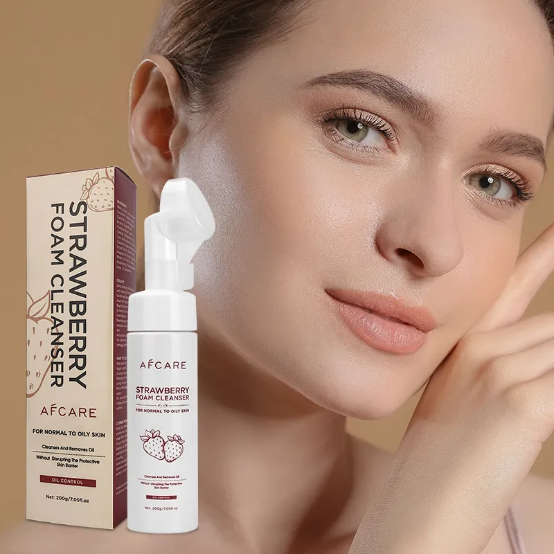 Strawberry Facial Mousse Cleanser 3