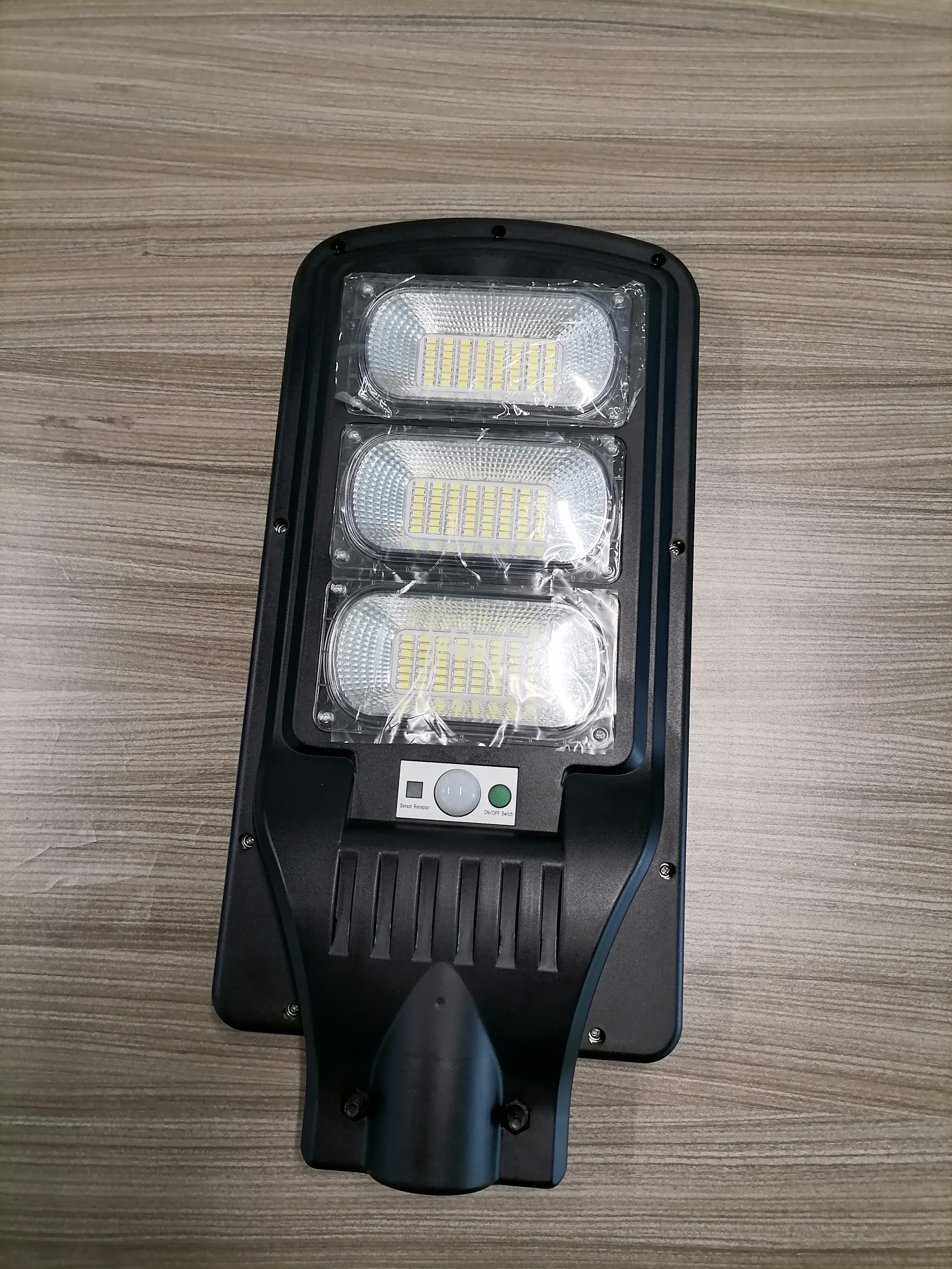 Hot Sales Factory Price 50w 100w 150w 200w 250w 300w with Motion Sensor Remote Outdoor Solar Led Street Light