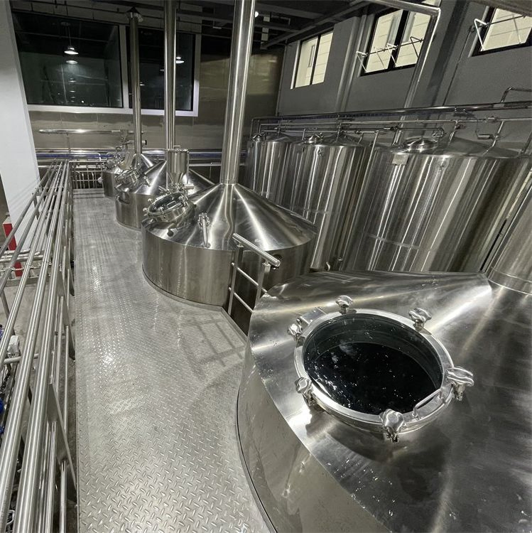 Complete 2000L 5000L Large Industrial Factory Machines Alcohol Production Equipment Beer Brewery Equipment Commercial Craft Beer Brewing Equipment