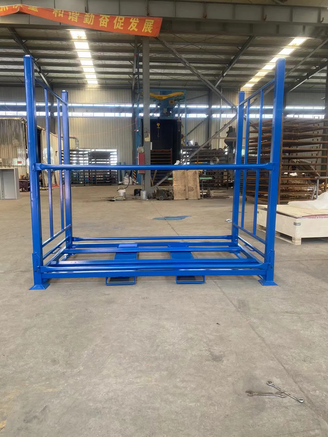 Stackable Shelf Storage Solution with Durable Movable Features