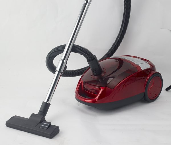 Powerful Versatile Vacuum for Efficient Household Cleaning Solutions
