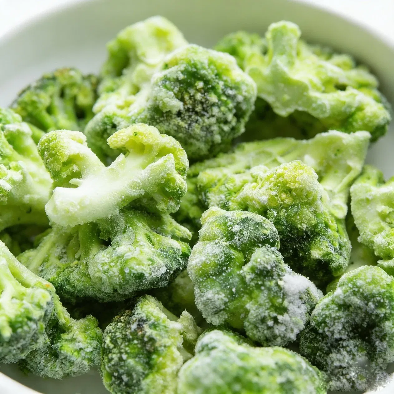 Health Conscious Consumer Demographics Seeking Pure Vegetable Ingredients with Global Shipping Compliance Support Pesticide Free Broccoli