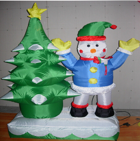 2023 New 7FT Inflatable Christmas Gingerbread Man with Christmas Tree Decoration LED Blow up Lighted Decor