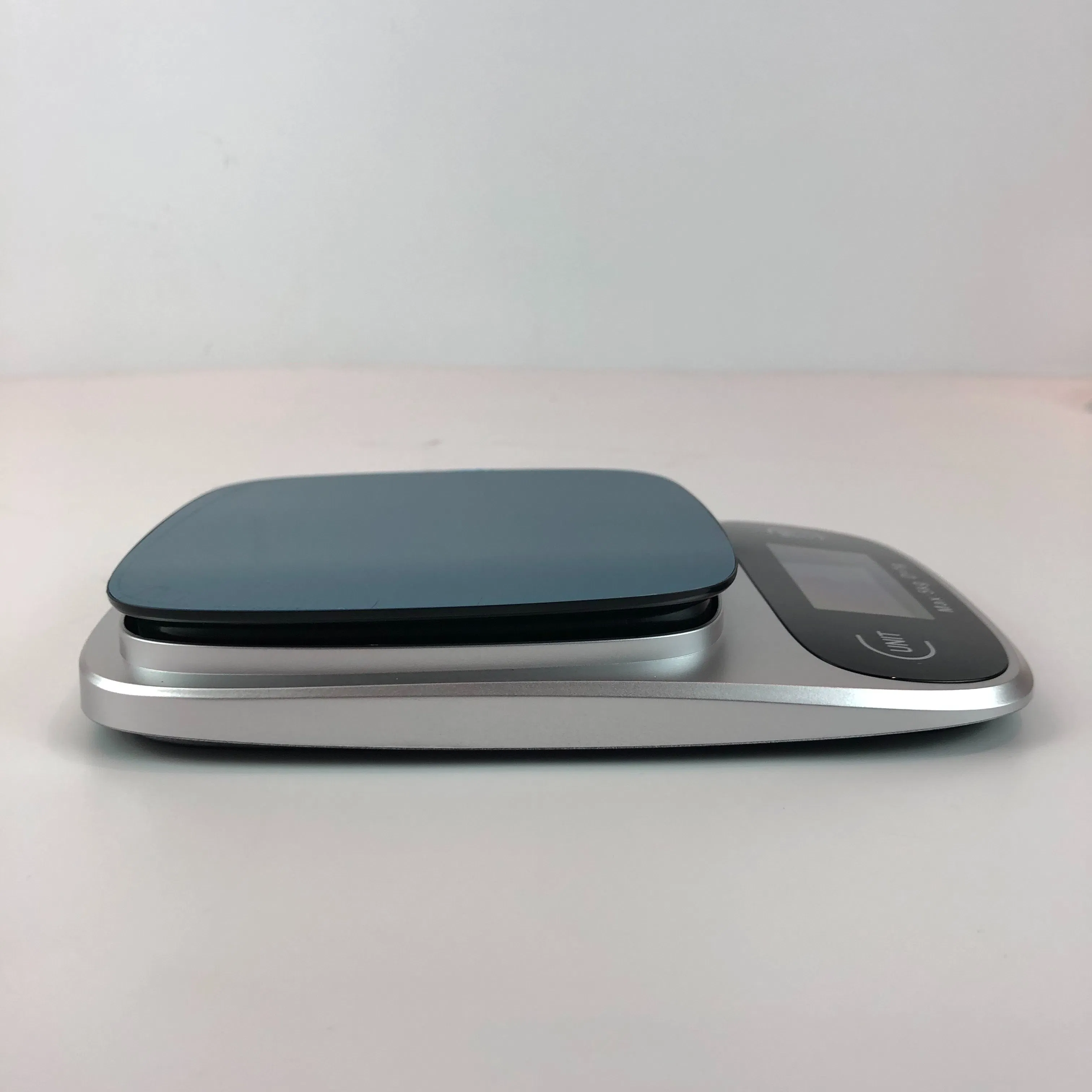 Health Sense Electronic Digital Scale New Design Waterproof Stainless Platform Kitchen Scale LCD RoHS Certified Kitchen Food Scale