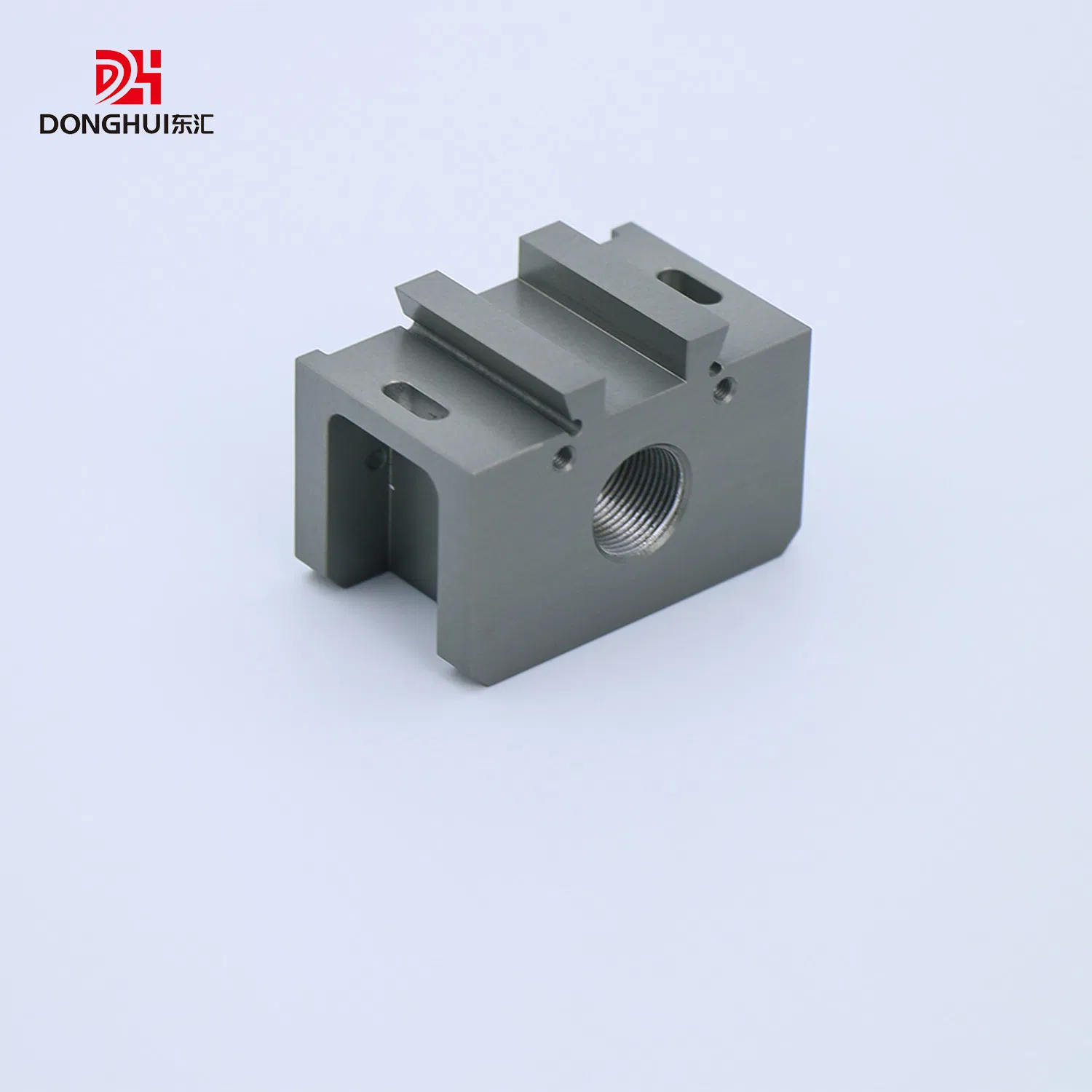 Precision CNC Machined Medical Components for Global Health Needs