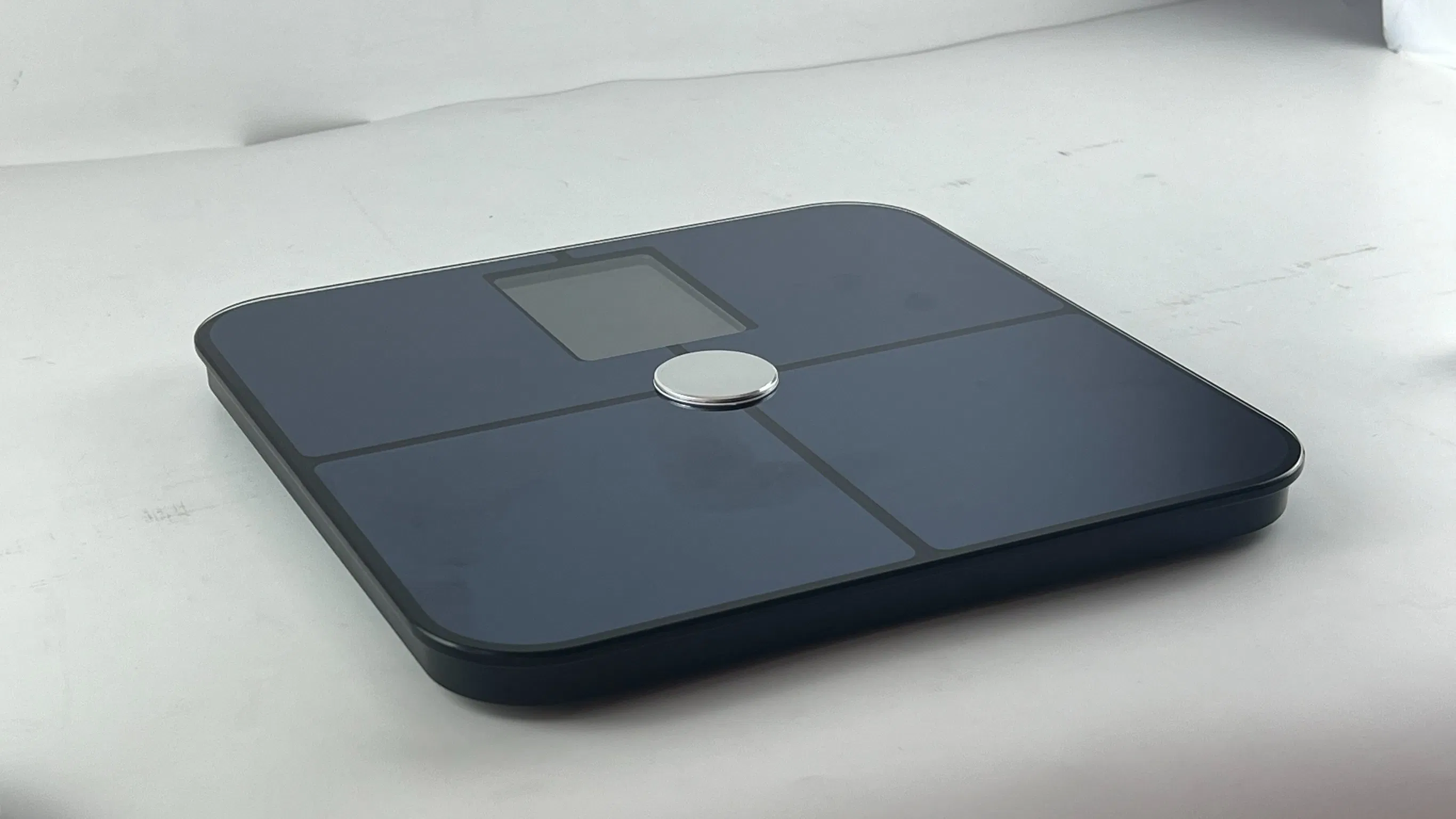 Large Display Health Body Composition Scale ITO Digital BMI Weight Control Digital Body Scale USB Battery Charging Body Fat Scale with APP