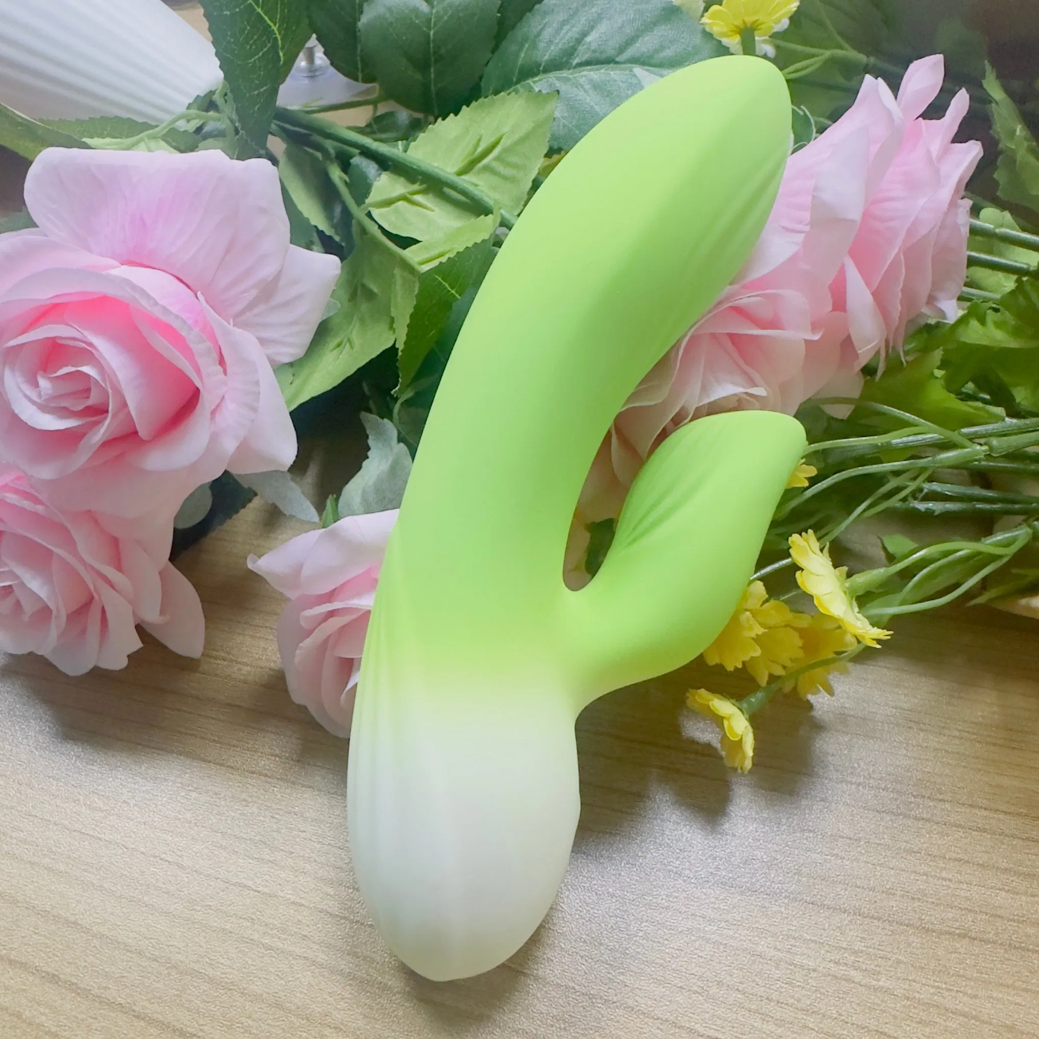 Customized Design Color Shape Sexual Health Adult Sex Toy Quiet Clitoral Vibrator Doll for Women