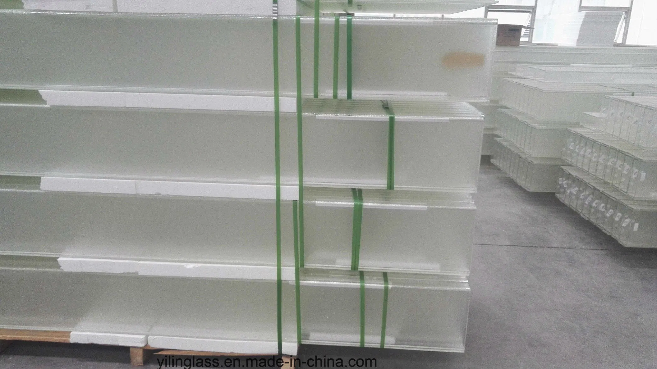 Low Iron Sandblasted U Channel Glass