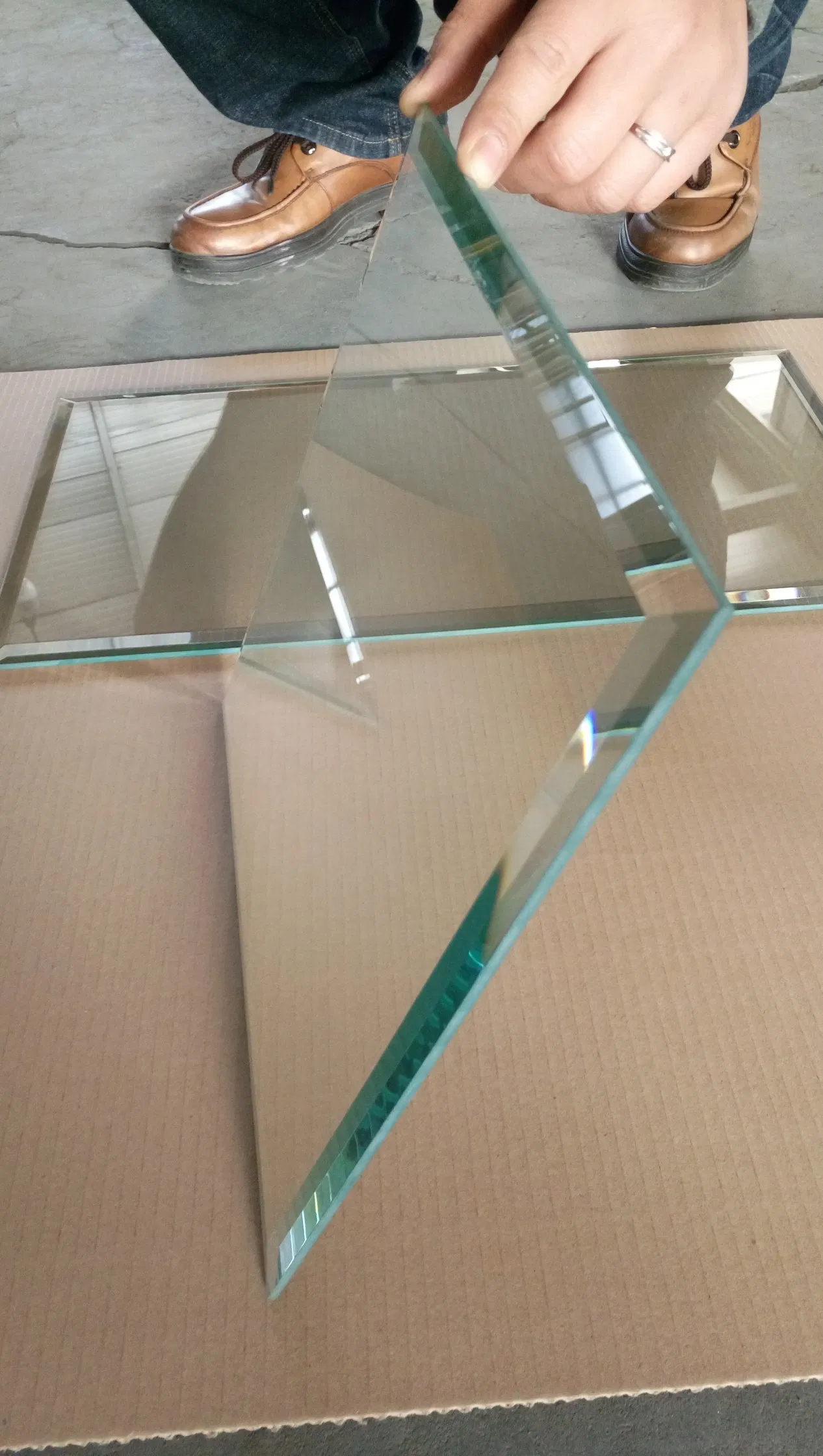 17.52mm Clear Safety Laminated Sgp/Pvv Toughened Glass Custom Size Safety Clear Tempered Laminated Soundproof Sheet Glass CE and SGCC Certificated Suppliers