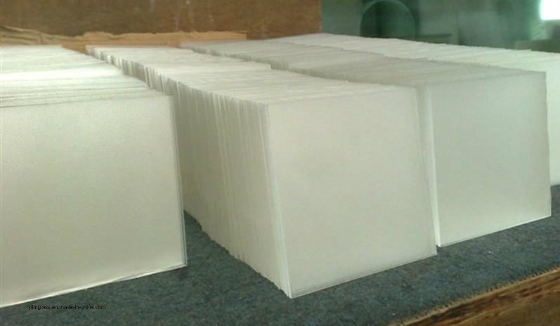 2mm 3.2mm Toughened Photovoltaic Tempered Anti Reflective Solar Glass Low Iron Ar Textured Solar Glass