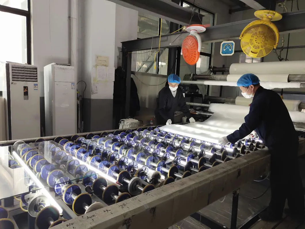 Laminated Glass Features