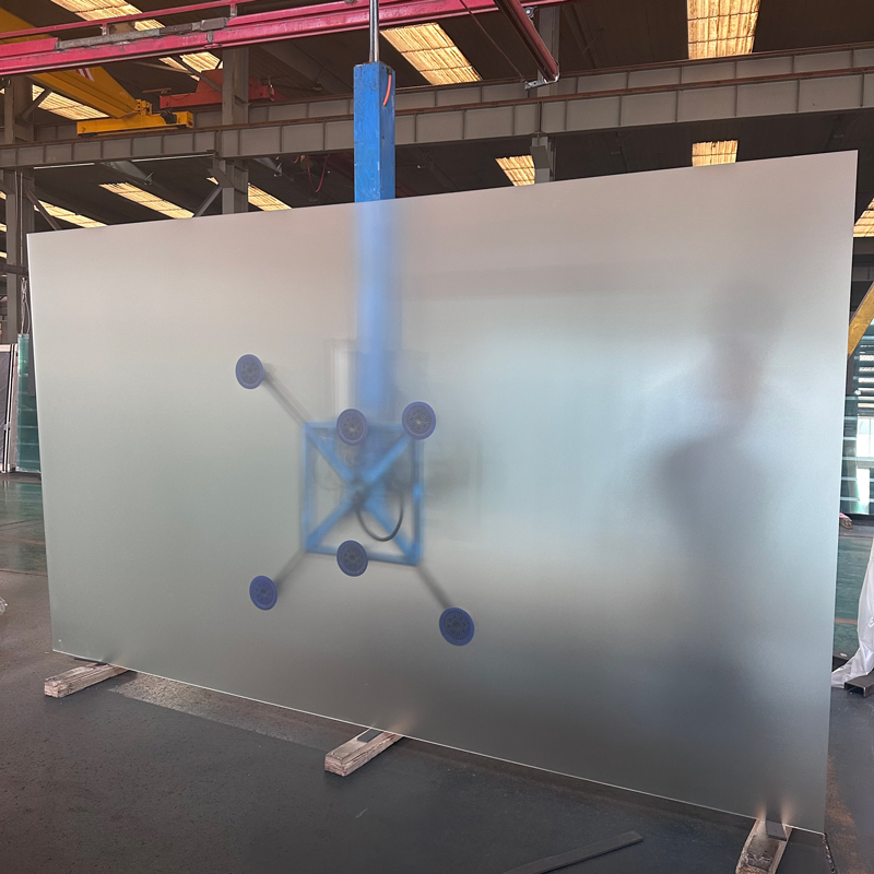 China Glass 3mm-19mm Acid Etched Glass Frosted Glass for Bathroom