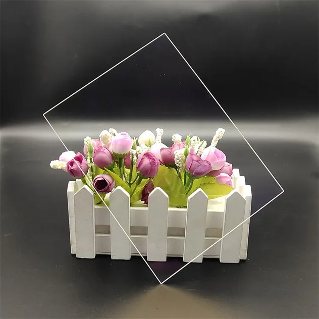 AR Coated Glass Detail 1