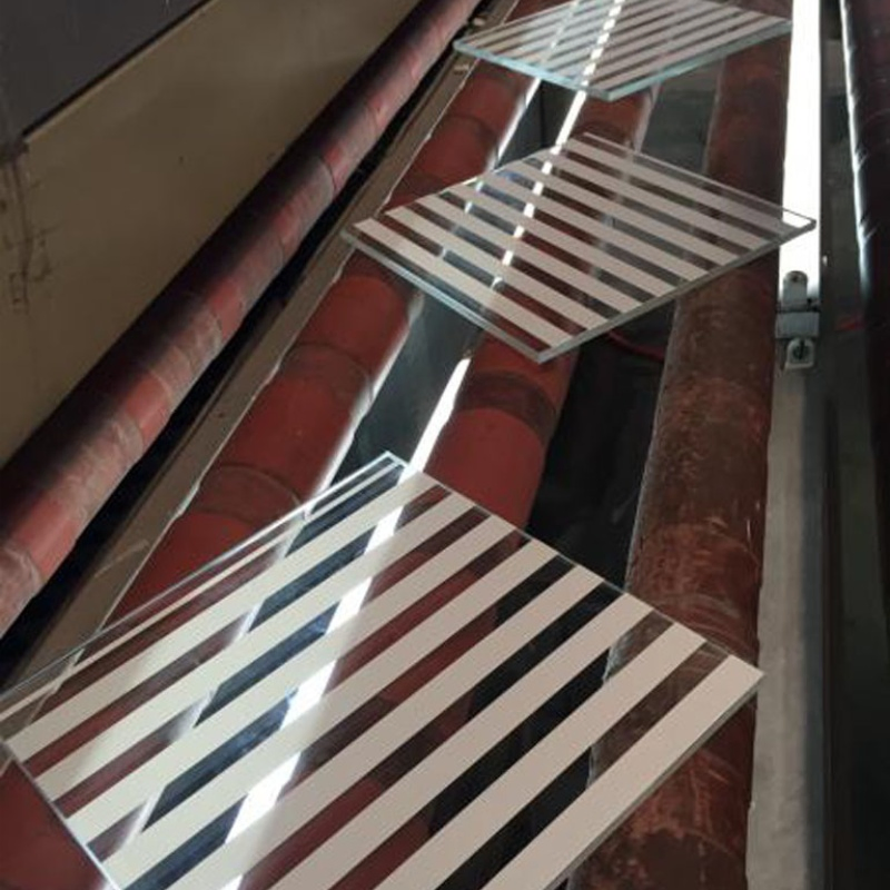 China Manufacture Good Quality Gradient Color Art Prints Digital Printing Toughened Glass