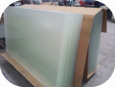 2mm 3.2mm Toughened Photovoltaic Tempered Anti Reflective Solar Glass Low Iron Ar Textured Solar Glass