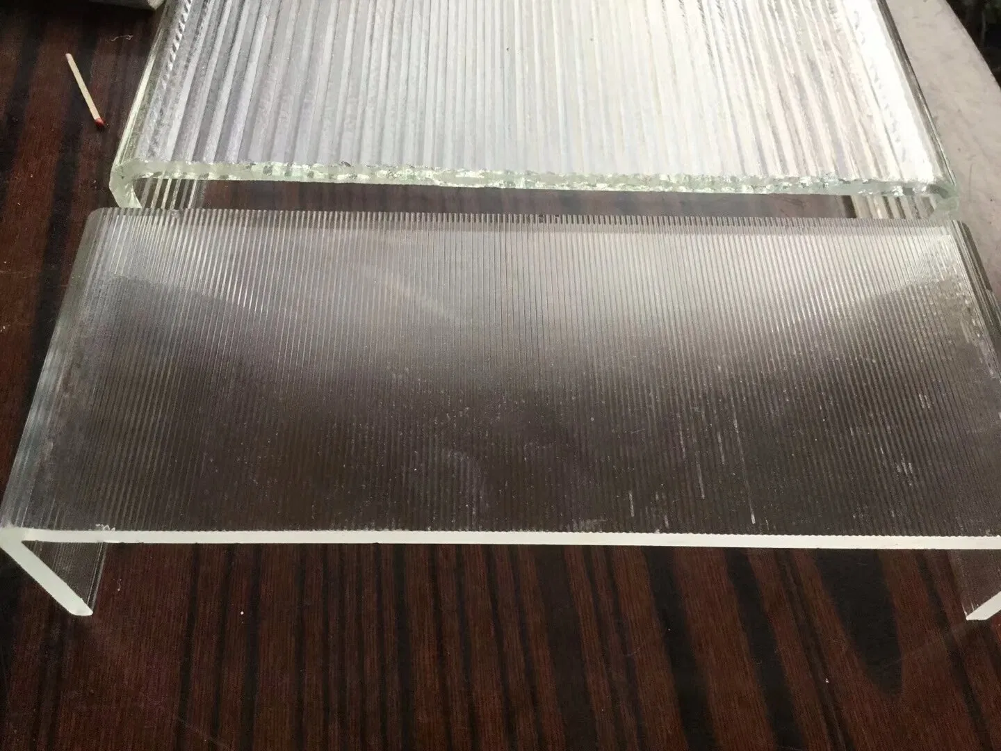 Tempered Obscure U Channel Glass