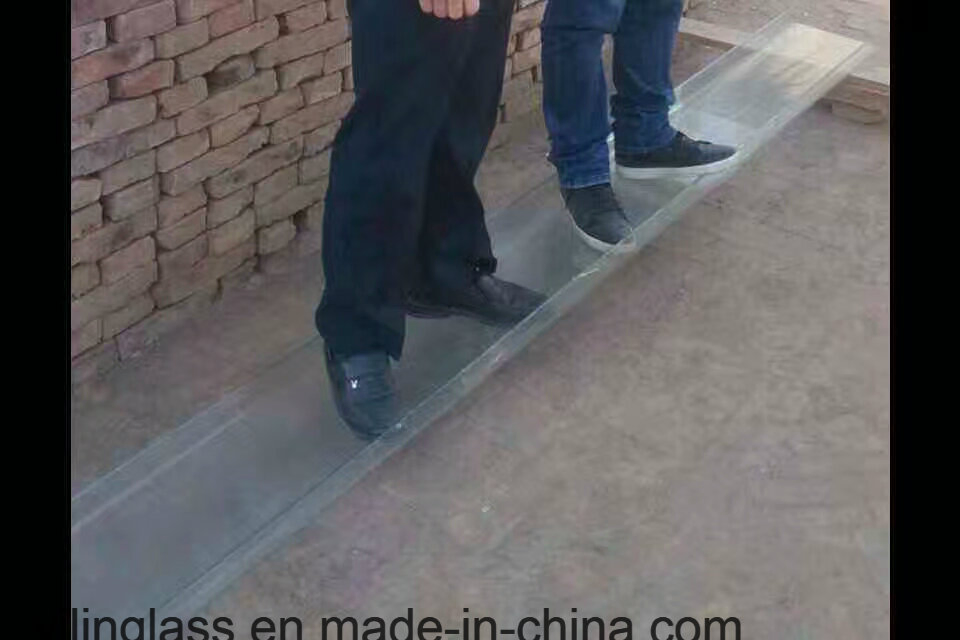 Low Iron Sandblasted U Channel Glass