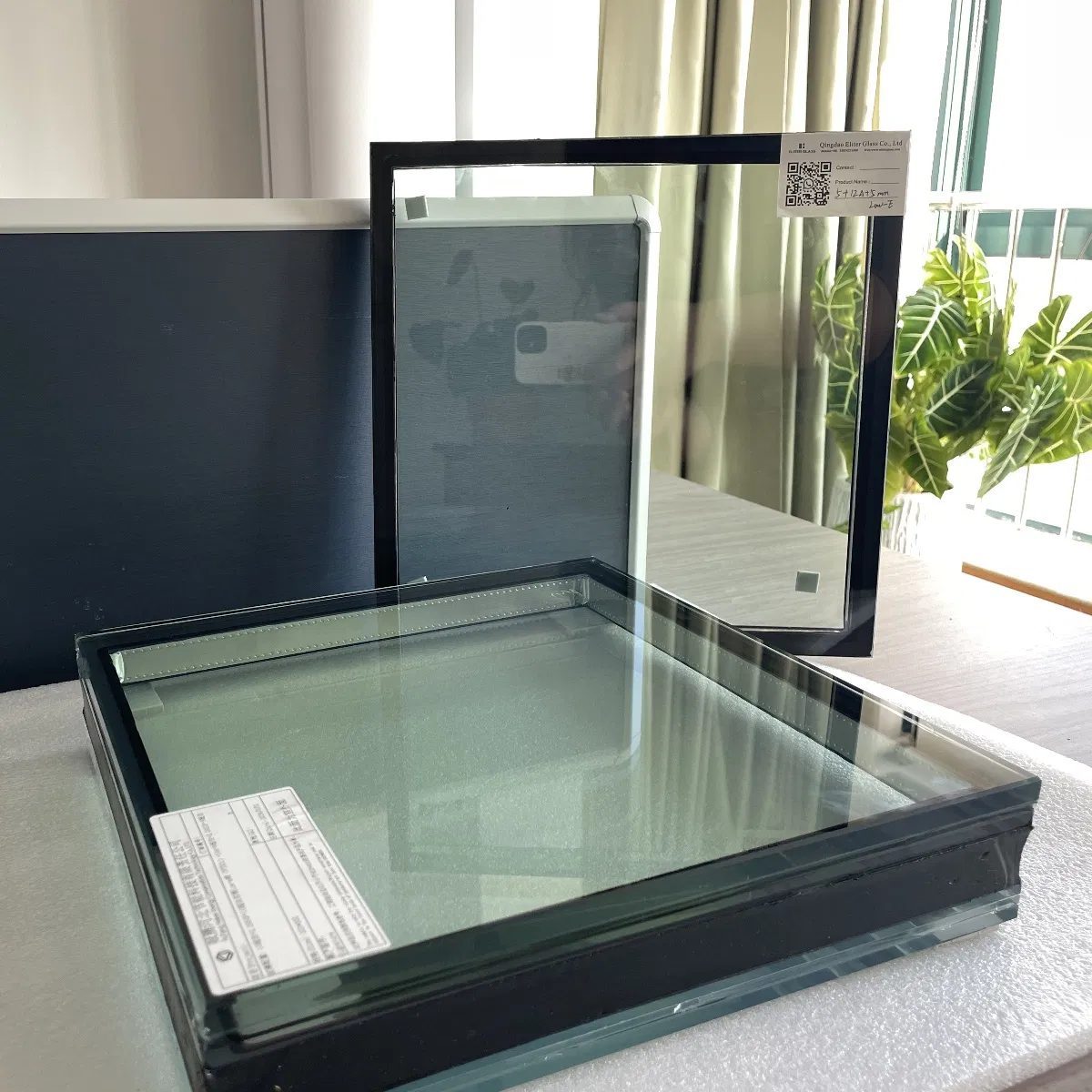 Igu Dgu Heatproof/Double Glazed Glazing/Sound Proof/Low-E Insulated Hollow Reflective Glass Curtain Wall/Window/Facades/Skylights Window and Door Glass