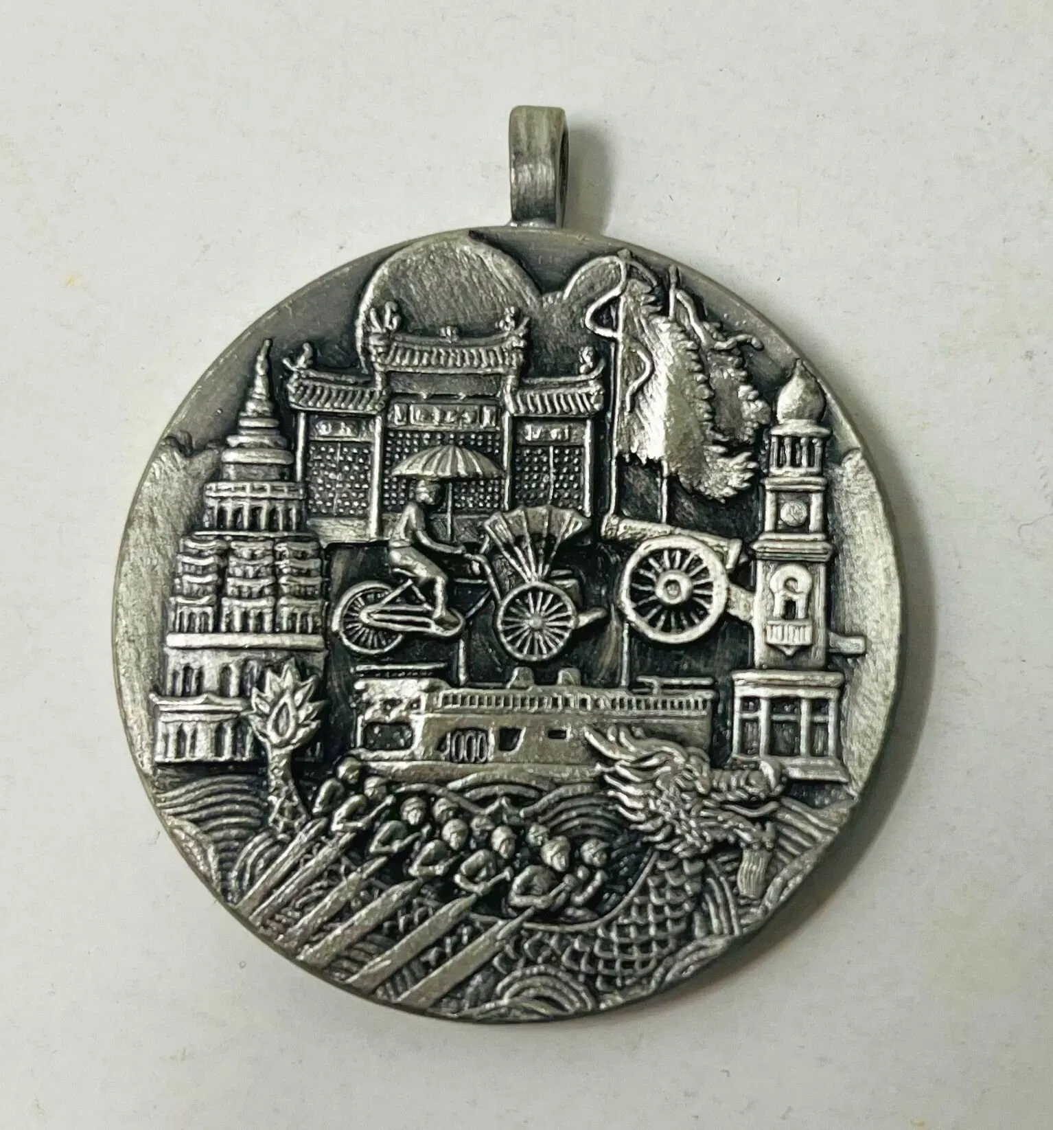 Wholesale Price OEM Manufacturer Medal Trophy Building Miniature Monument Model Decorative Display Plate Tourist Tourism Custom Design Souvenir Pewter Crafts