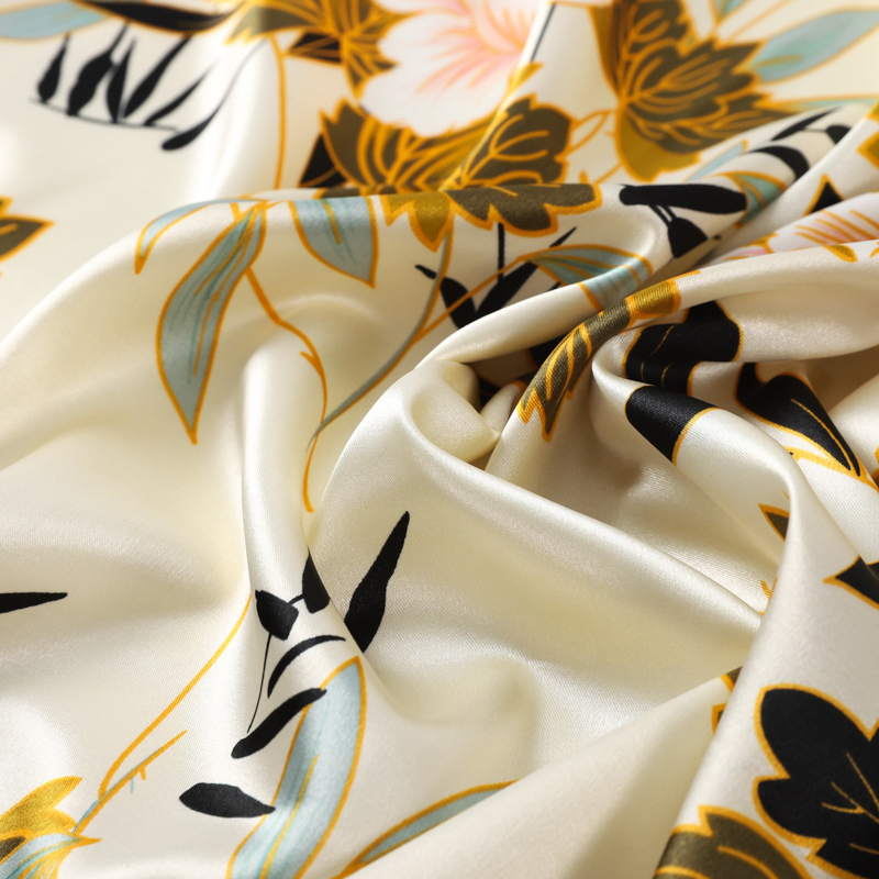 Wholesale Custom Digital Printing Woven Polyester Smooth Silk Satin Fabric for Dress