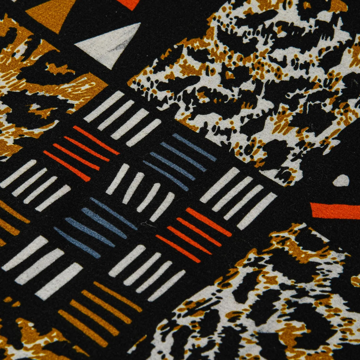 Wholesale Custom Printed Fabric Ethnic Style Pattern Polyester Fabric Striped African Market Skirt Clothing Fabric