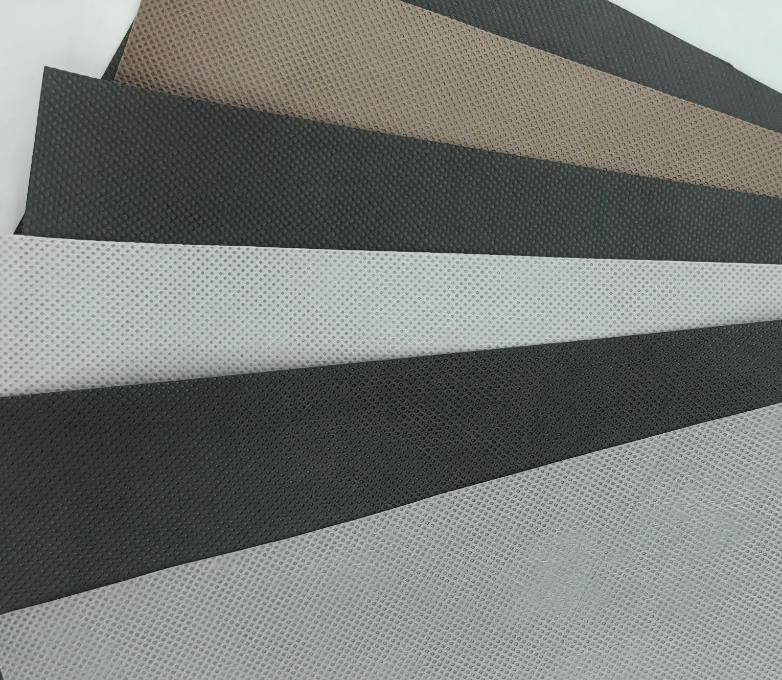 China Factory Direct Supply Pet Spunbond Nonwoven Fabric Custom Width and GSM