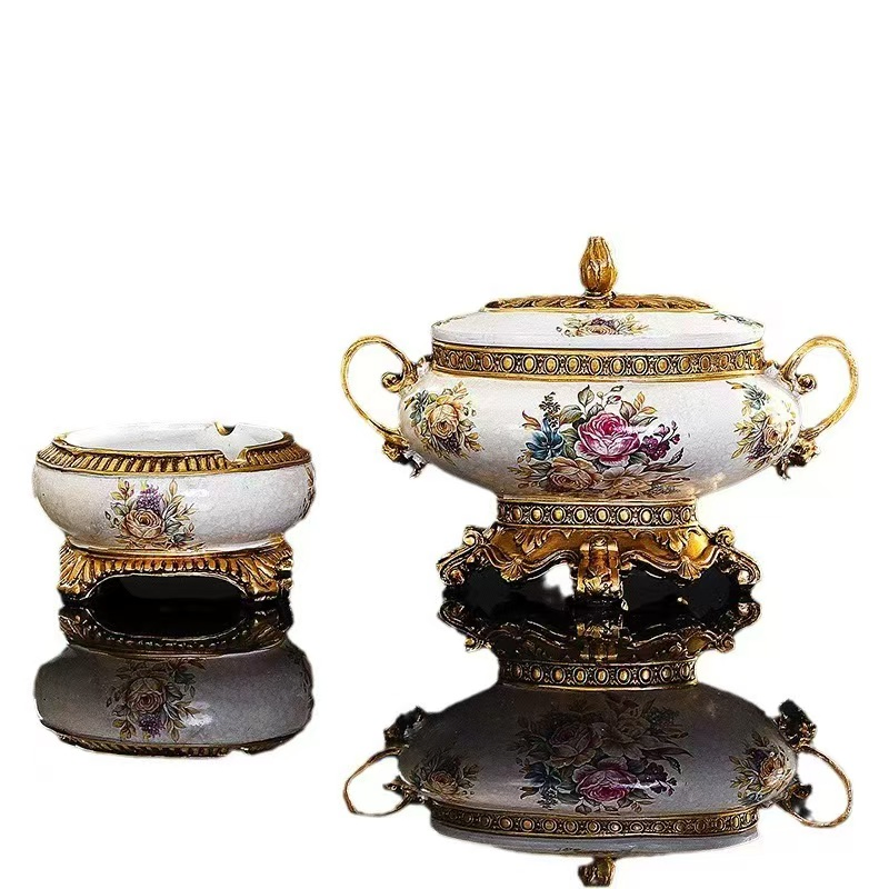 Factory Design Custom Resin Material Traditional Hand-Painted Blue and White Porcelain Luxury Porcelain Vase Resin Craft