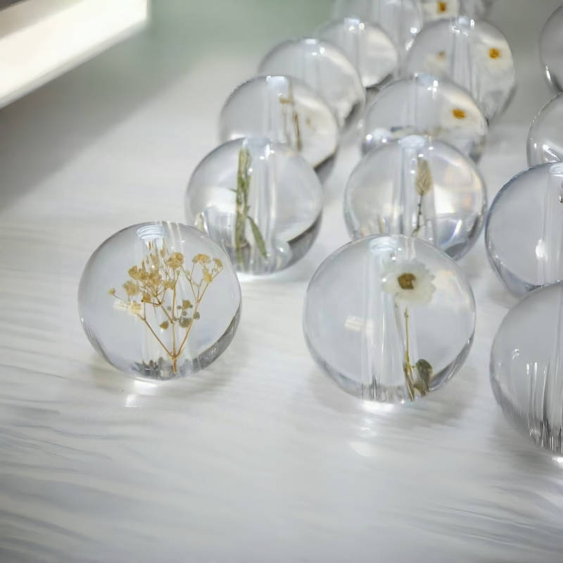 Factory Design Permeable Crystal Bead Crystal Ball Crystal Built-in Flowers and Animals Custom High-Grade Crystal Model Gift Crafts