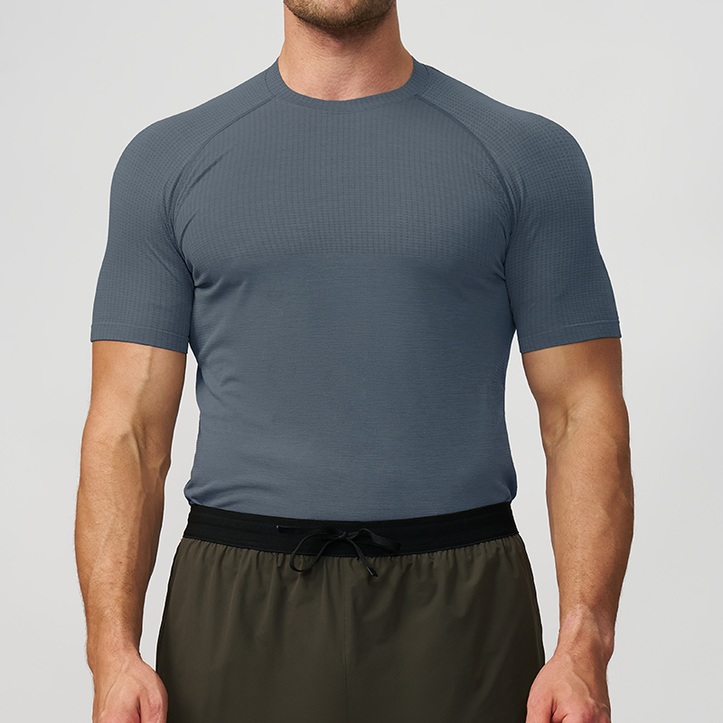 Men Fitness Muscle Shaping Compression Shirt Solid Color Outdoor Running Seamless Short Sleeve Custom T Shirt