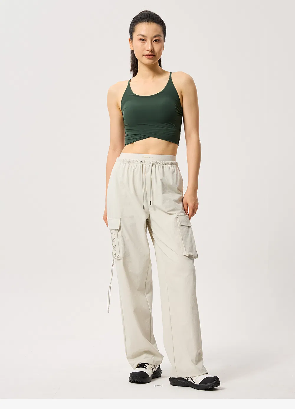 Cargo Pants Detail 1