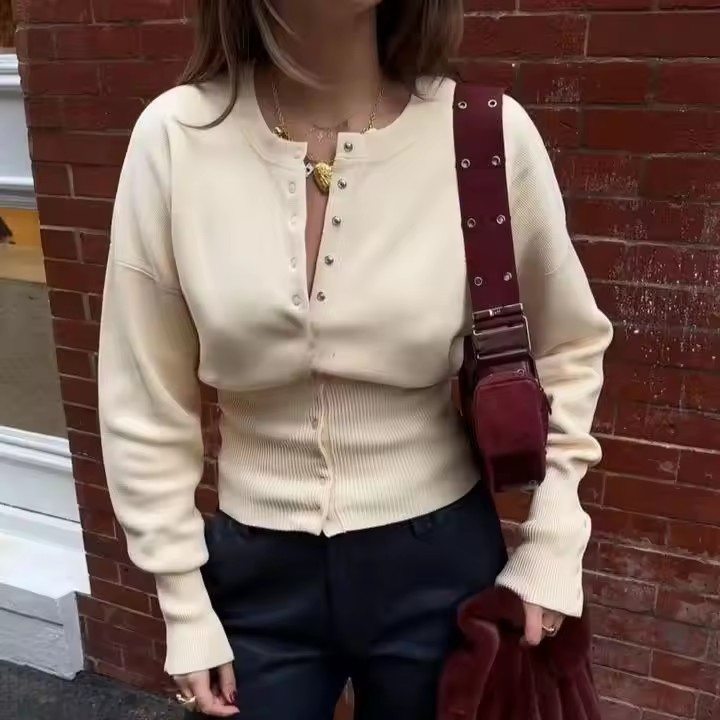 Trendy OEM Manufacturer Custom Women's Long Sleeve Cardigan Knitted Sexy Slim-Fit Buttons Batwing Sweater for Ladies