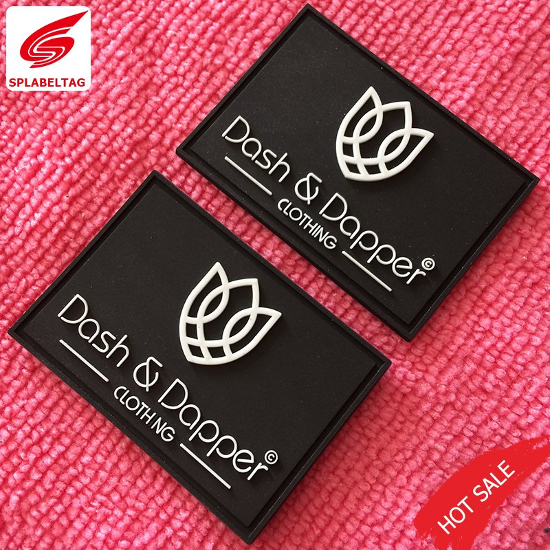 China Custom Logo Sew on PVC Rubber Tag for Hat