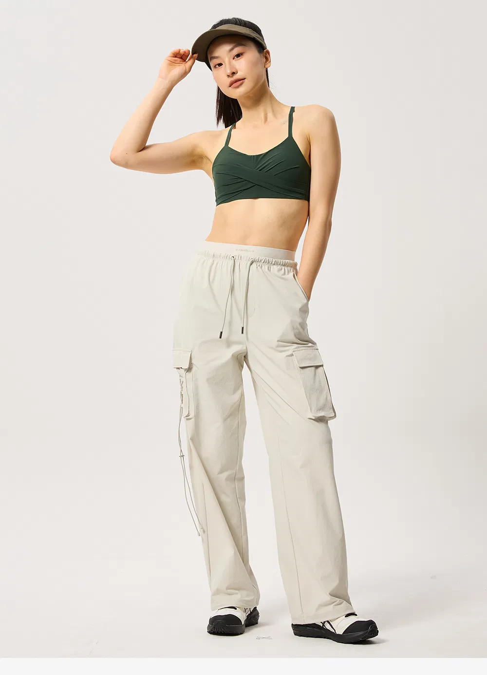 High-End Custom High Waist Wide Leg Jogger Cargo Pants Women Outdoor Hiking Sports Pants Activewear Manufacturer