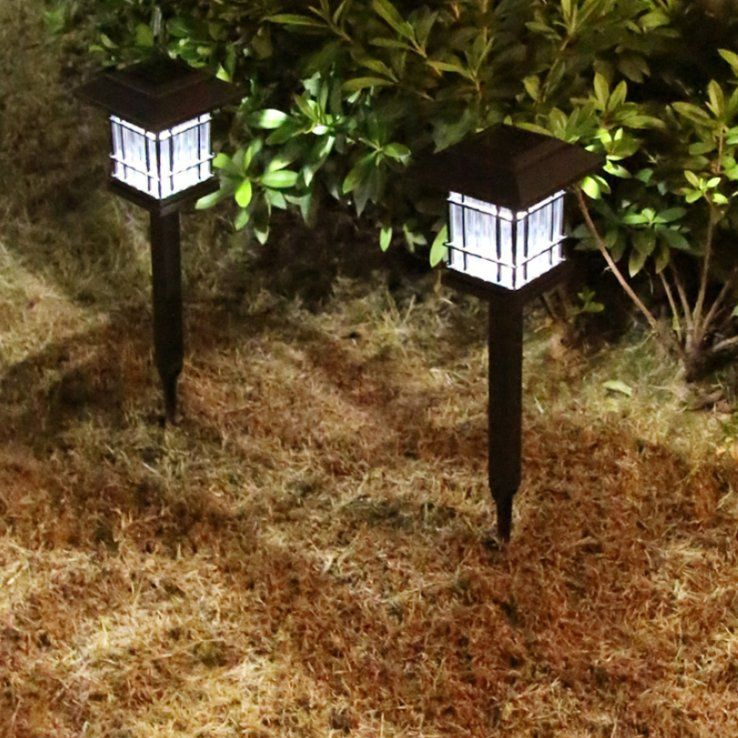 Outdoor Solar LED Ground Plug Lawn Light Waterproof Home Decoration Garden Path Simulated Flame Garden Lamp