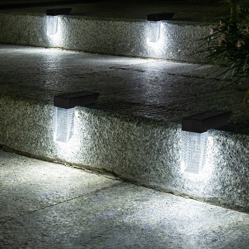 Hot Sale Waterproof IP65 Plastic Sensor Smart Outdoor Decorative Road LED Solar Garden Light