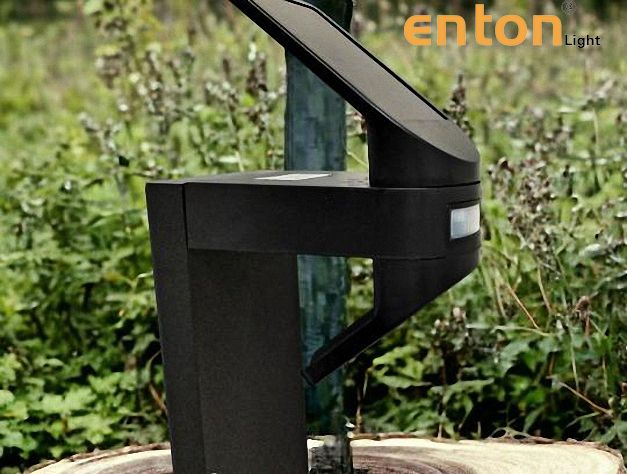 Bright Green Solar Path Lights for Sustainable Garden Lighting